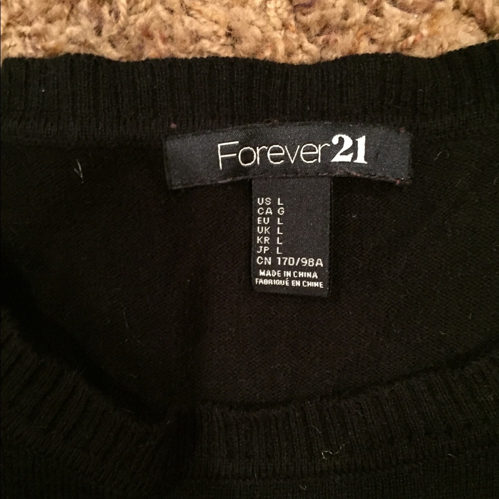 Sweater - Picture 2 of 3